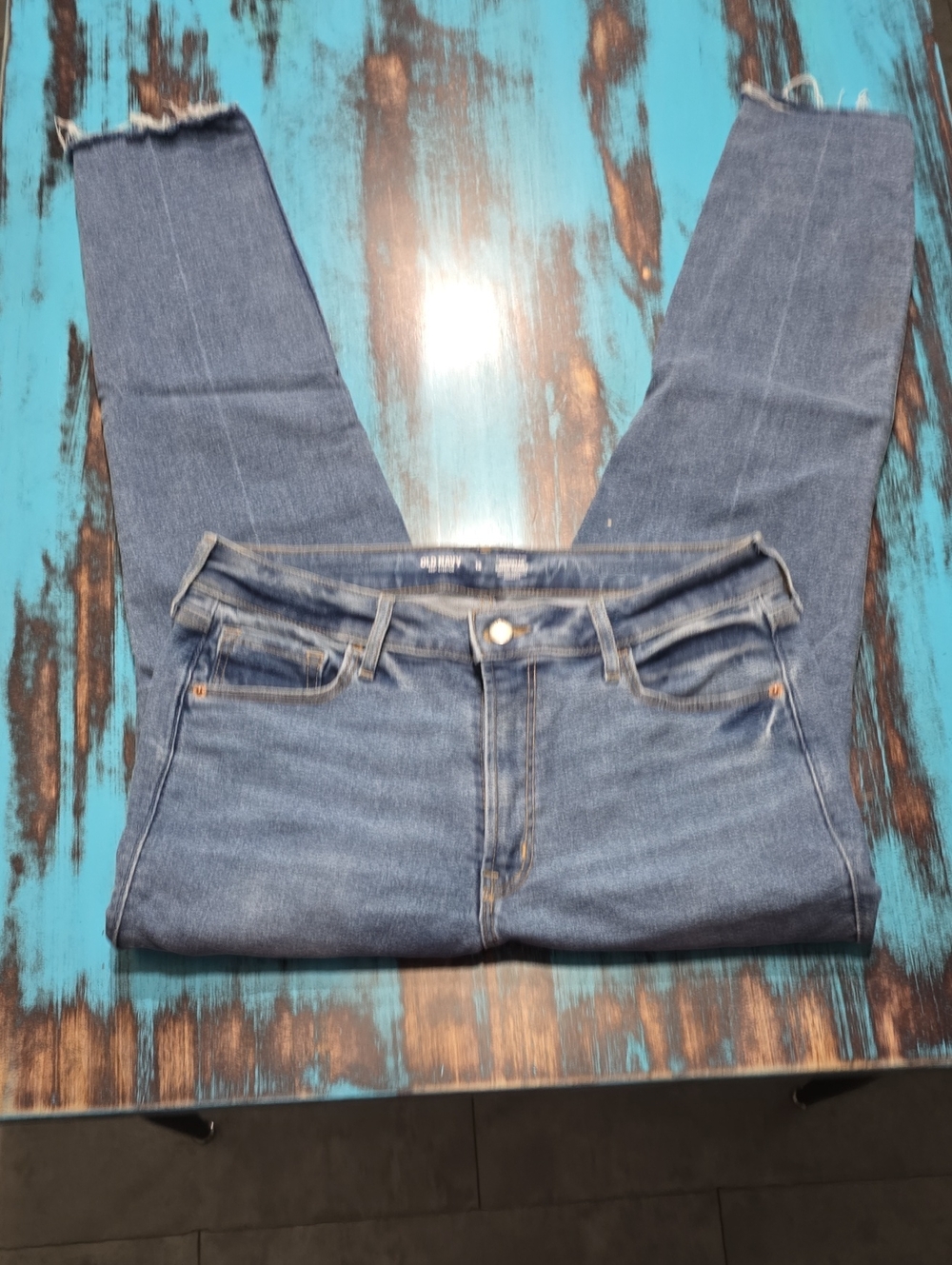 Old Navy Women's Skinny Hi Rise Jeans in Medium Blue